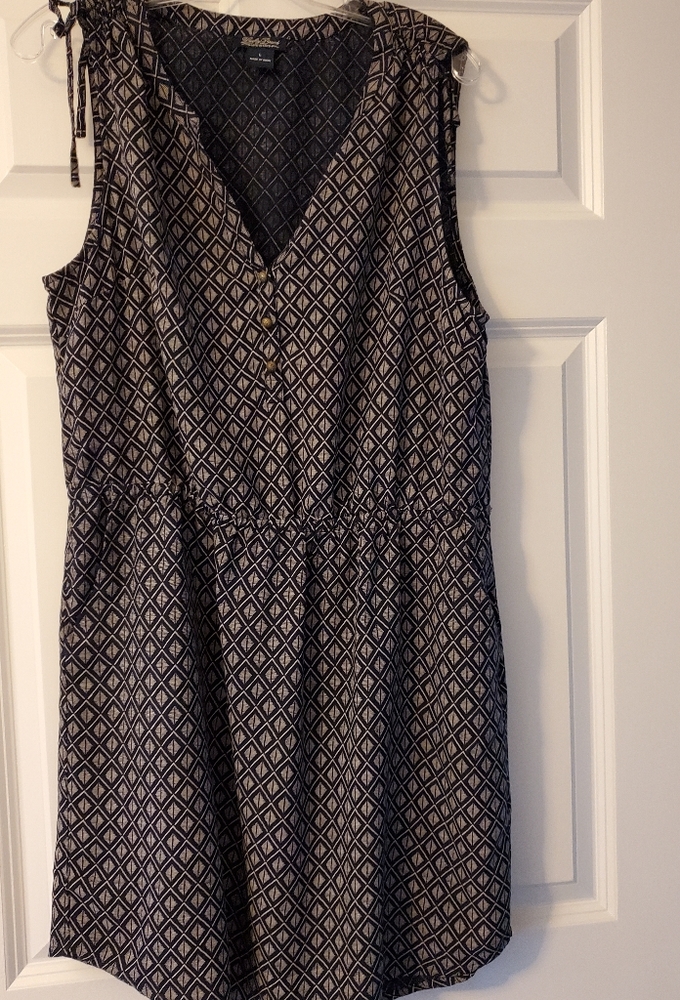 Lucky sleeveless dress,  size L